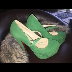 Ami heels size 6